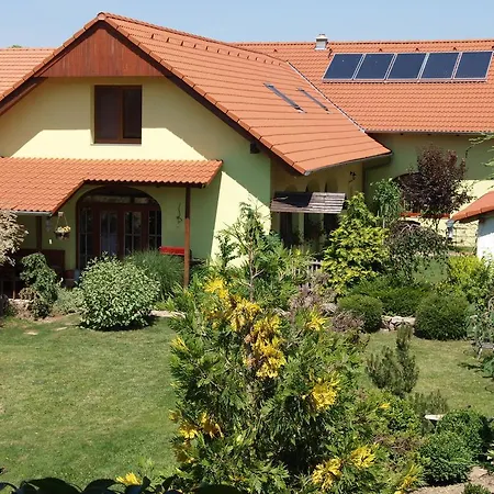 Primase Gasthof Dolni Vestonice